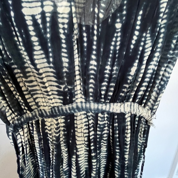 Maison Hotel (Spanish brand) midi length gauzy dress - Picture 4 of 6